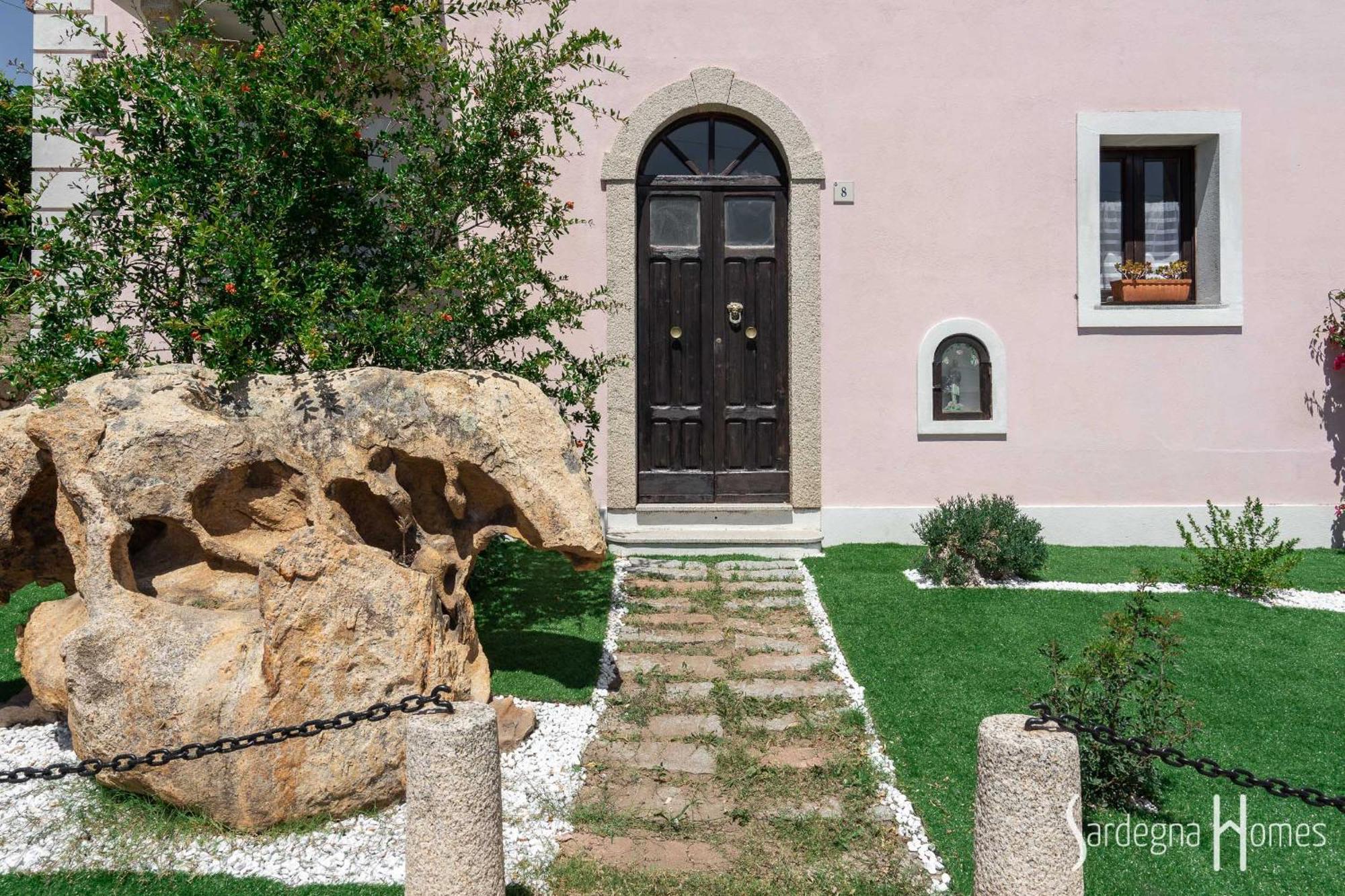 Sardegna Homes Casa Rosa